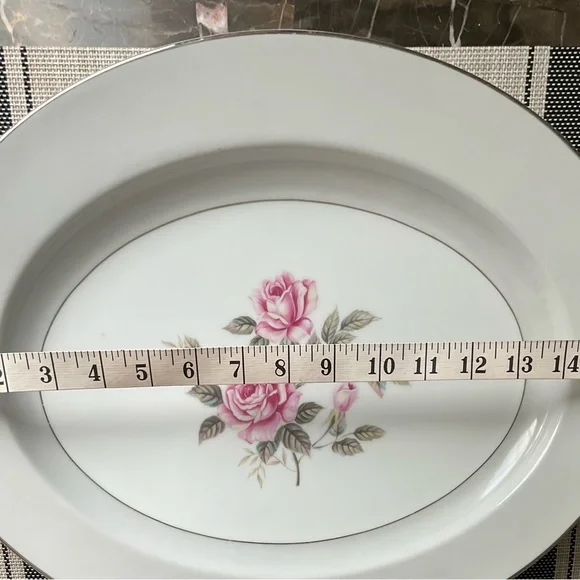 Vintage set of 3 Rosetta 5221 Pattern,serving prices.